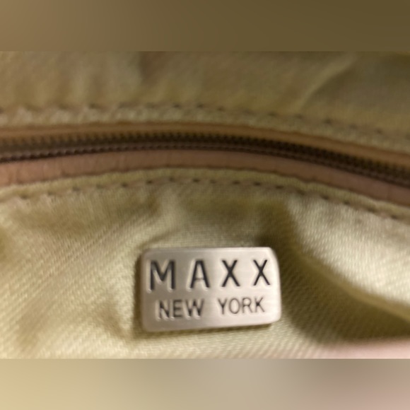 💛TODAY***$39***Maxx New York 100% tanned genuine leather. Tan w gold accents - Picture 8 of 8
